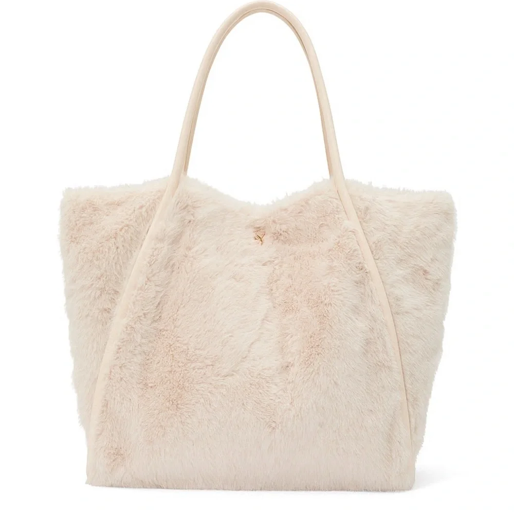 Victoria's Secret Cream Faux Fur Tote NWT - Picture 2 of 2